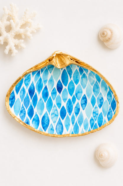 Decoupage Clam Shell Jewelry Dish – Blue & White Water-Inspired Design