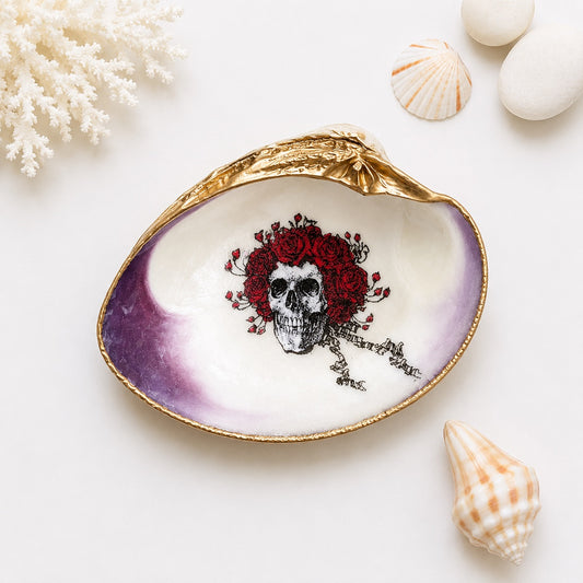 Decoupage Clam Shell Ring Dish – Hand-Painted Skull & Roses, Gothic Decor