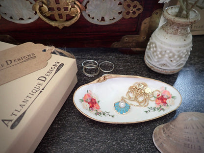 Personalized Decoupage Shell Jewelry Dish – Custom Hostess Gift, Coastal Decor