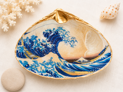 Decoupage Clam Shell Great Wave Art