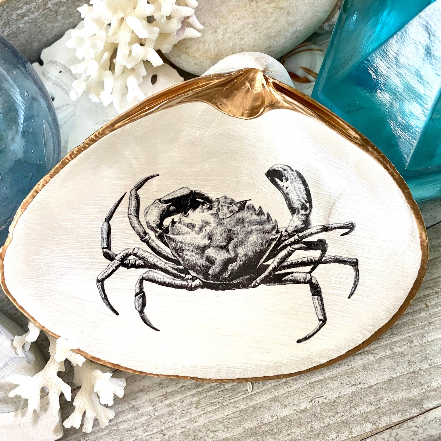 Decoupage Clam Shell Jewelry Dish – Crab Design, Coastal Home Decor