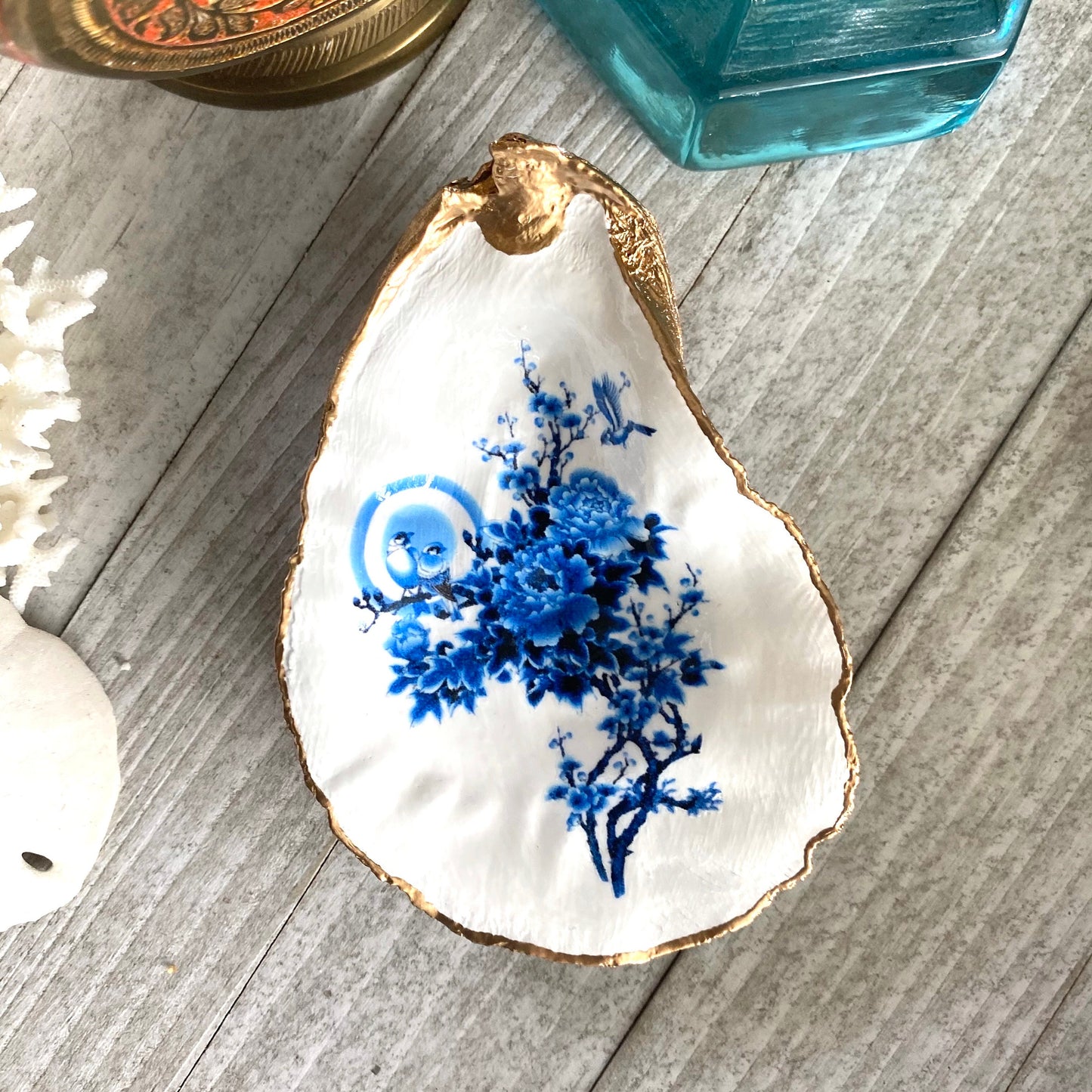 Decoupage Chinoiserie Oyster Shell Ring Dish – Hand-Crafted Coastal Jewelry Holder, Hostess Gift