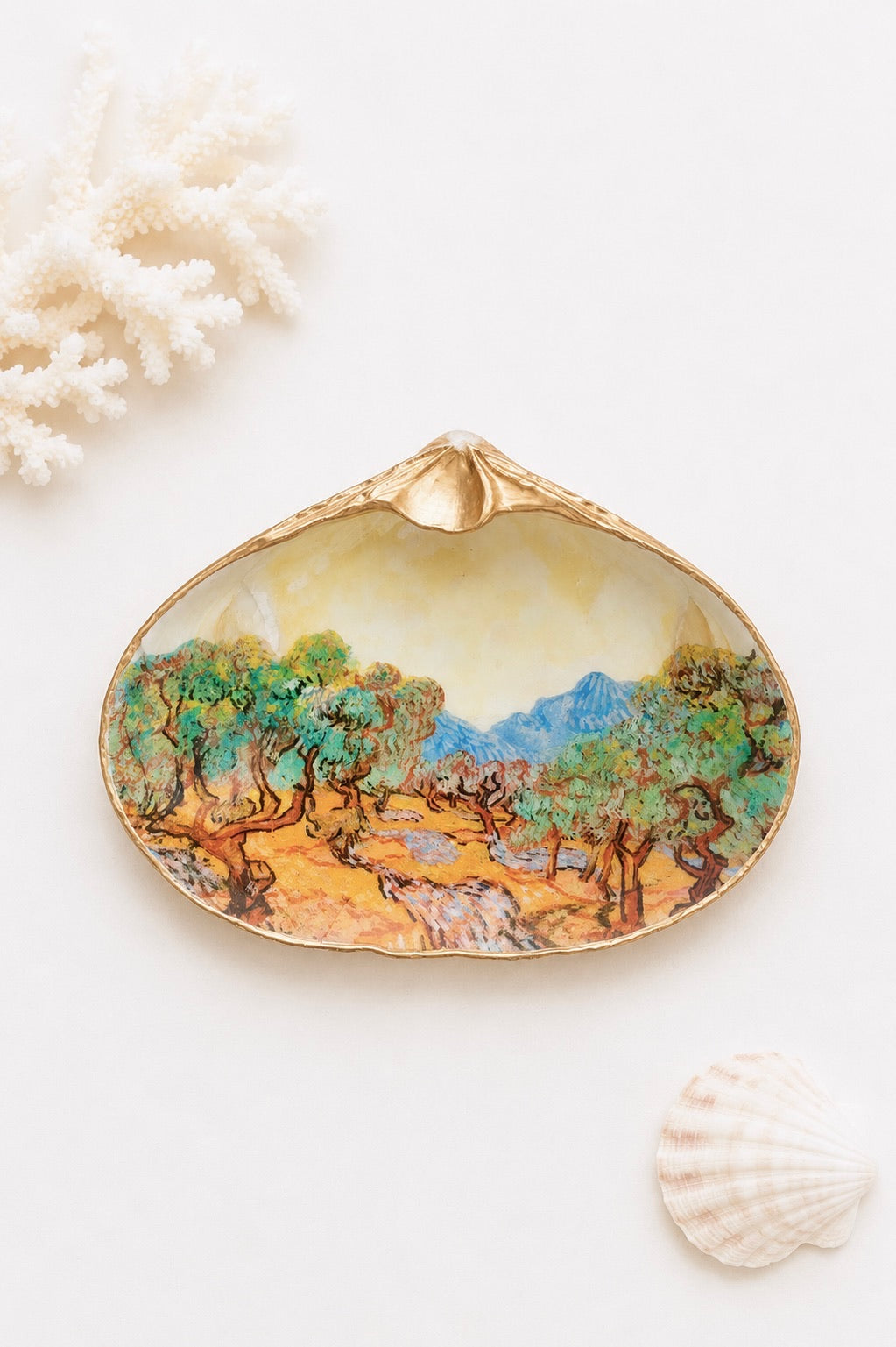 Decoupage Van Gogh Clam Shell Ring Dish – Handcrafted Coastal Art, Housewarming Gift