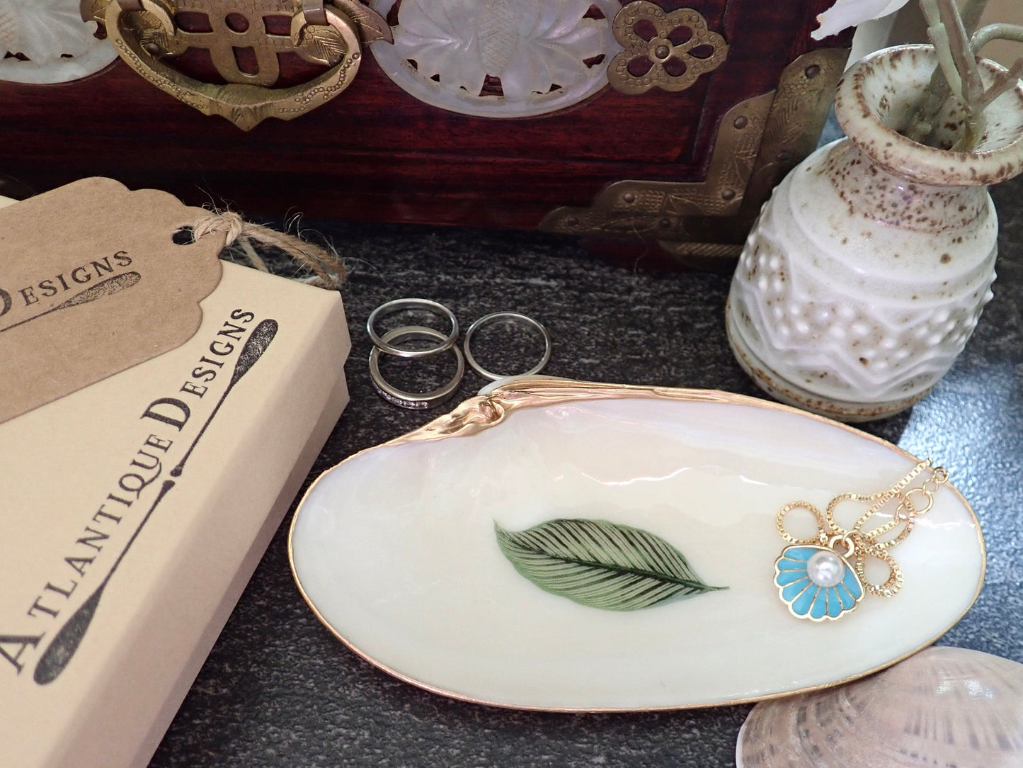 Decoupage Botanical Clam Shell Ring Dish – Hand-Painted Jewelry Holder, Housewarming Gift