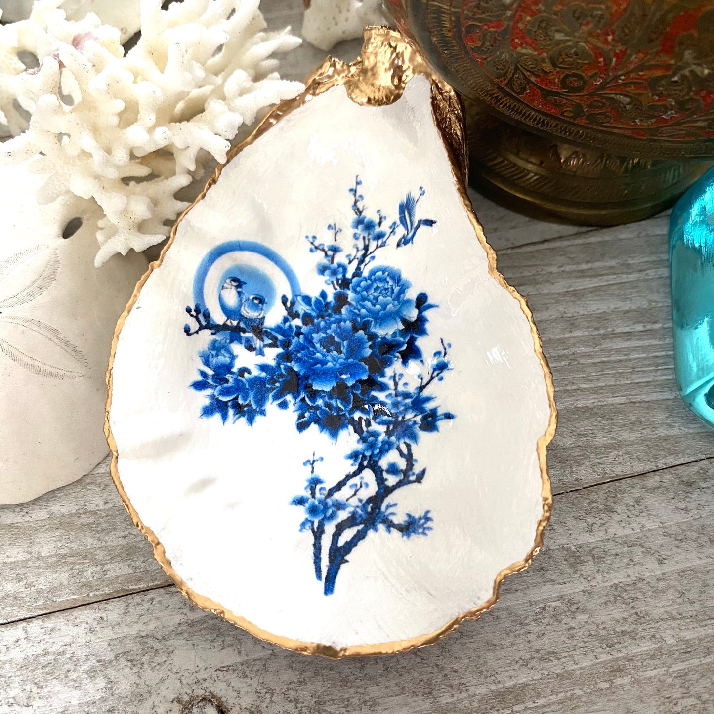 Decoupage Chinoiserie Oyster Shell Ring Dish – Hand-Crafted Coastal Jewelry Holder, Hostess Gift