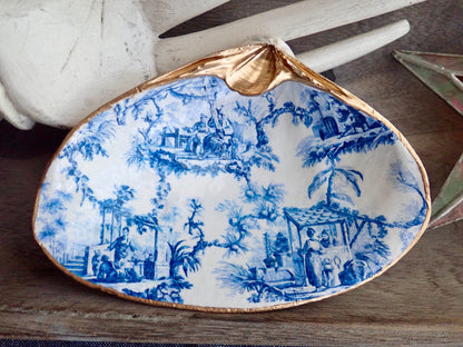 Blue & White Decoupage Clam Shell Trinket Dish Chinoiserie Art