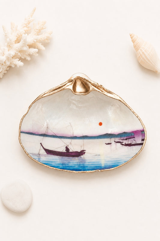 Decoupage Clam Shell Trinket Dish – Japanese Art