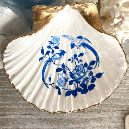 Blue & White Bird Scallop Shell Ring Dish, Chinoiserie Jewelry Holder, Coastal Cottage Decor, Gift for Her