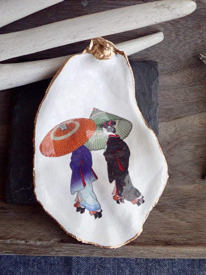 Decoupage Oyster Shell Trinket Dish Geisha Art