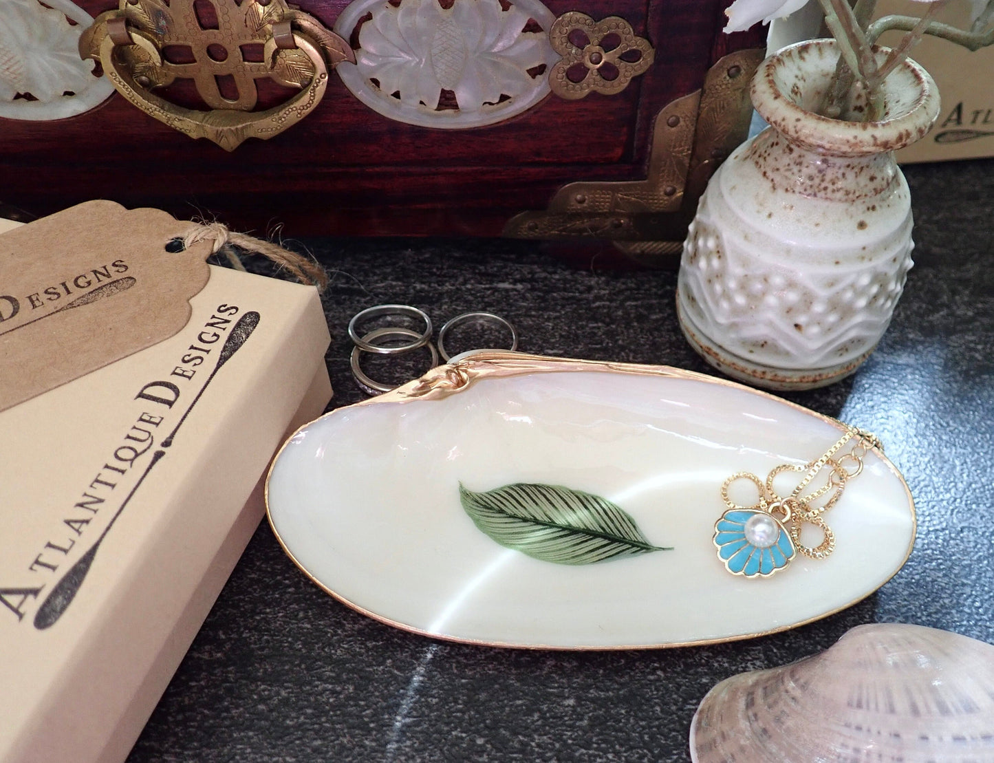 Decoupage Botanical Clam Shell Ring Dish – Hand-Painted Jewelry Holder, Housewarming Gift