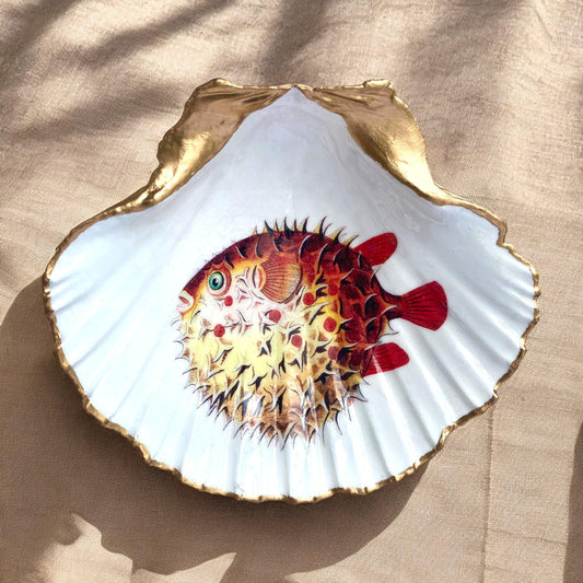 Pufferfish Scallop Shell Wall Art, Handcrafted Coastal Shadow Box, Framed Beach Decor, Ocean Life Gift, Tropical Fish Art, Beach House Art