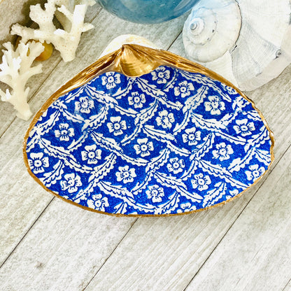 Decoupage Blue & White Clam Shell Ring Dish – Coastal Jewelry Holder